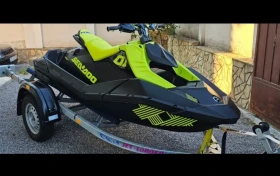 Джет Bombardier Sea Doo Spark Trixx 2023, снимка 1 - Воден транспорт - 47640695