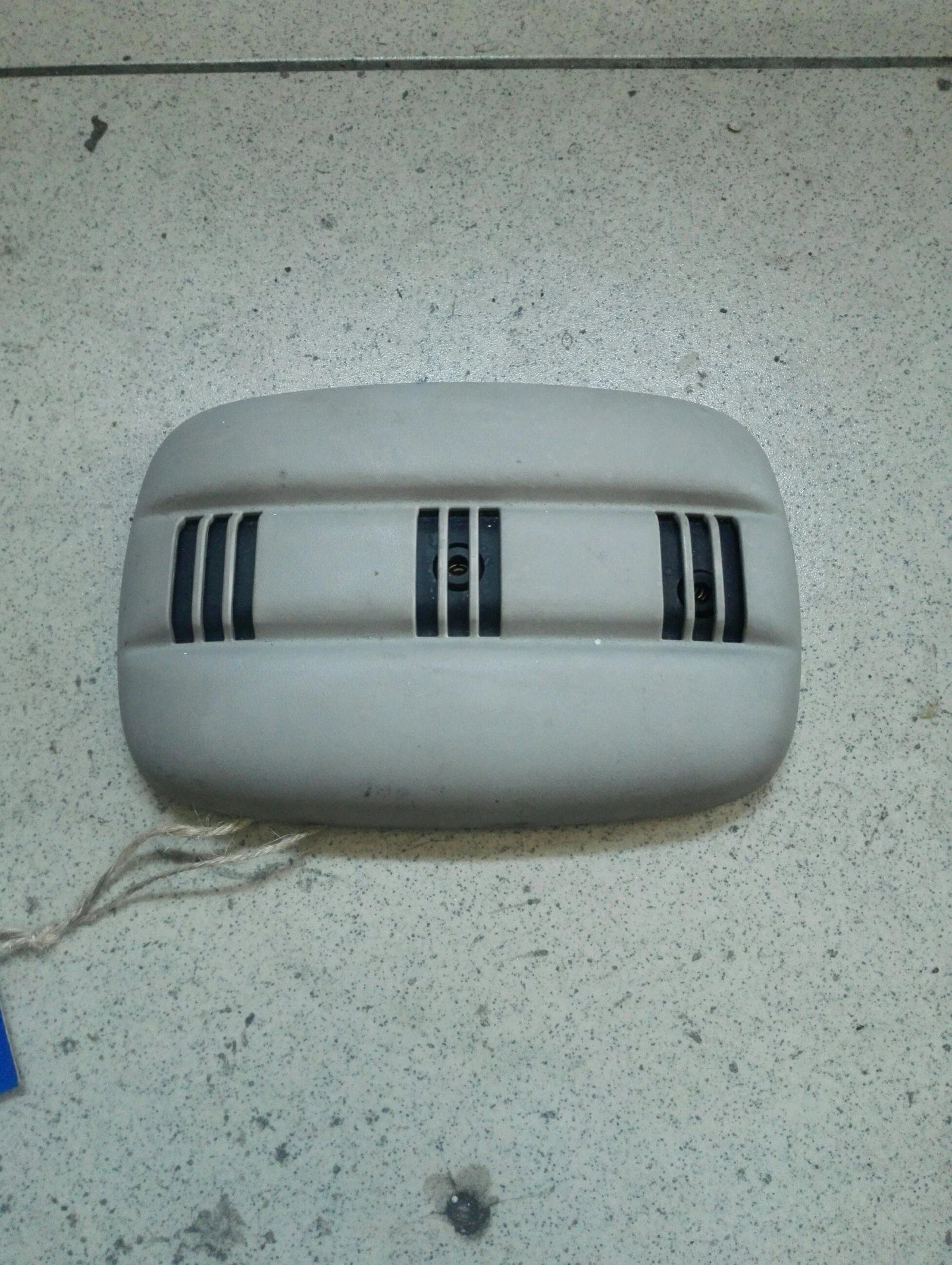 обемен датчик аларма Гранд Чероки 2.7цтд