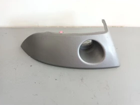 Лайсна,пластмаса табло Тойота рав4 2.2д 