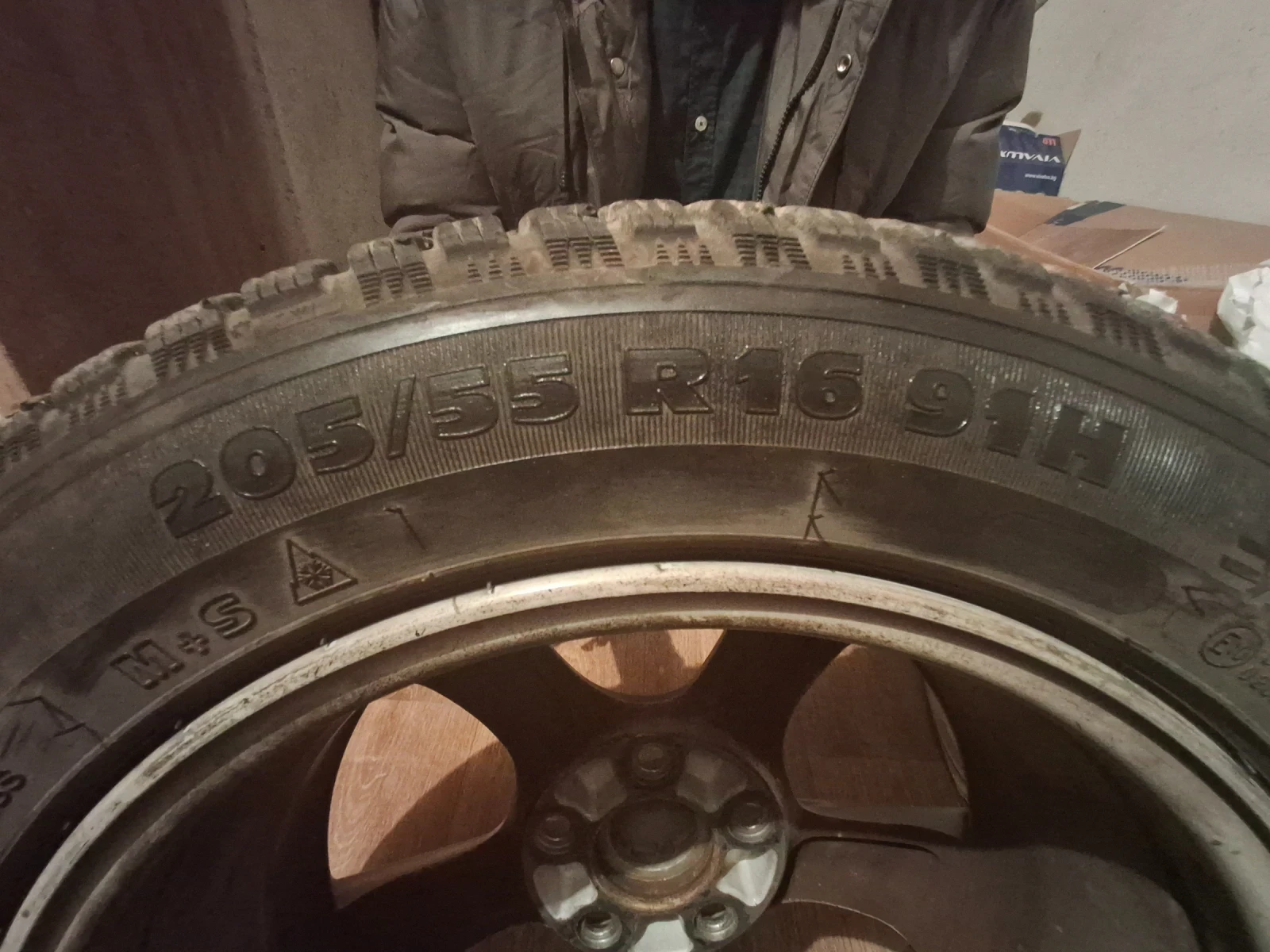 ���� � ������ 205/55R16 | Mobile.bg � ����������� 16