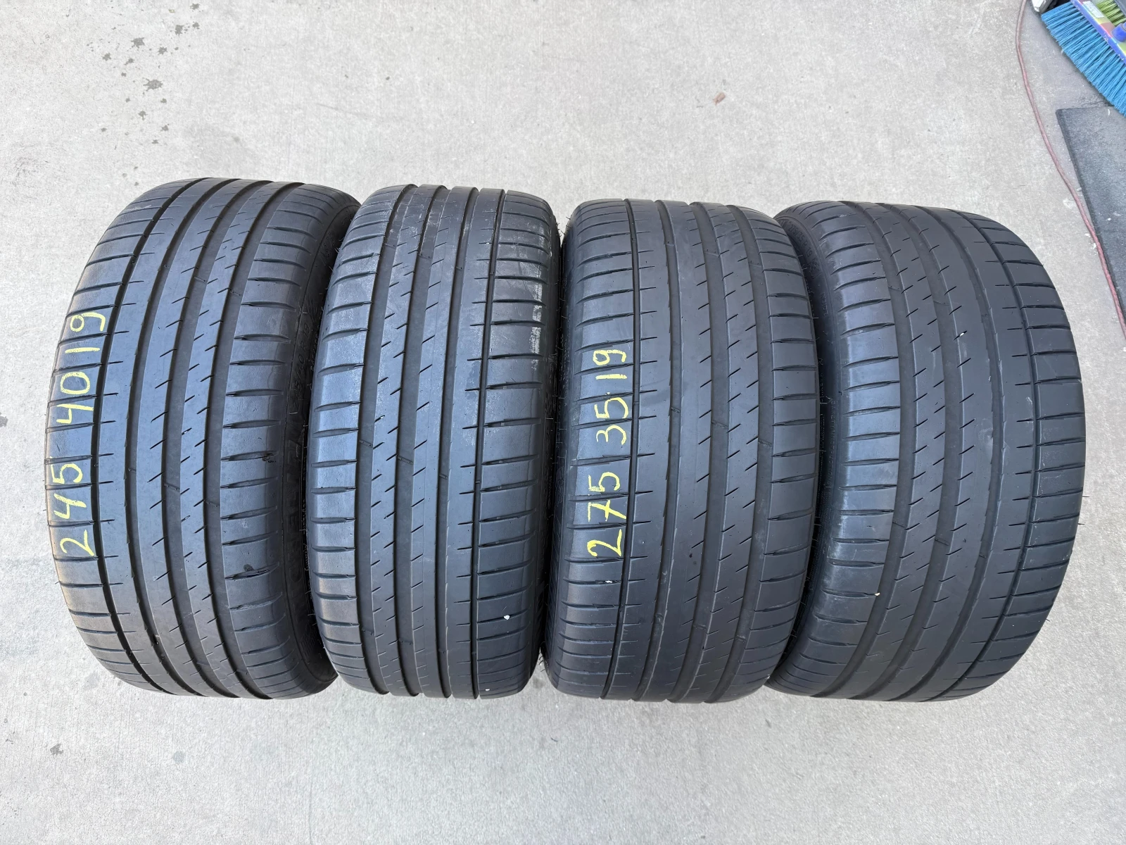Гуми Летни 275/35R19