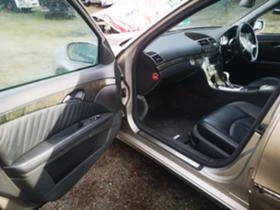 Mercedes-Benz E 270 cdi, снимка 10