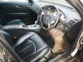 Mercedes-Benz E 270 cdi, снимка 13