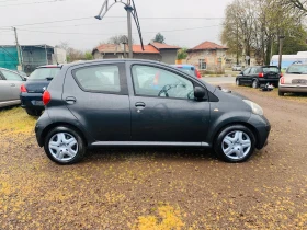 Toyota Aygo 1.0i KLIMA, снимка 9