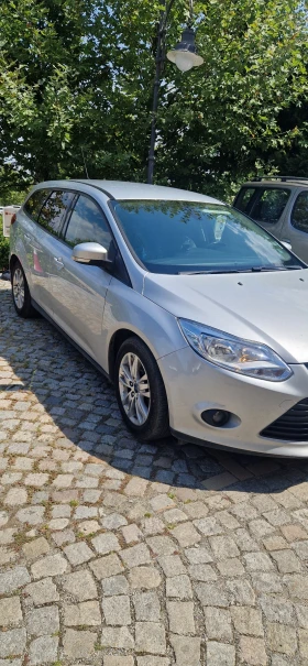 Ford Focus Със сервизна история, снимка 9