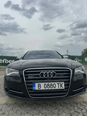 ������ Audi A8