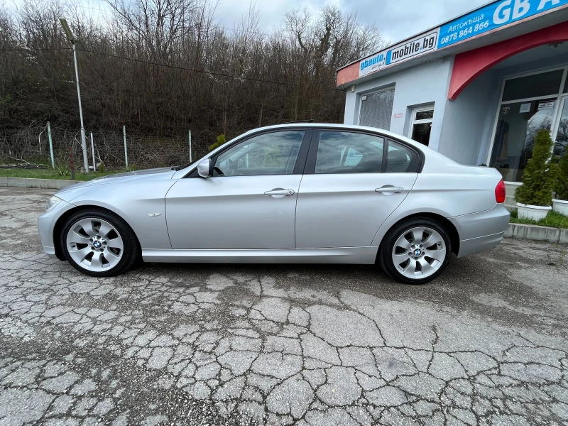 BMW 320 i FACELIFT, снимка 4 - Автомобили и джипове - 44893248