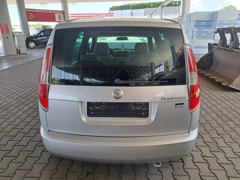 Skoda Roomster 1 4i16v 86ps.CNG ITALIA, снимка 5 - Автомобили и джипове - 46363442