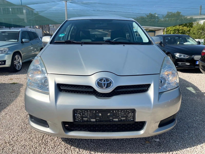 Toyota Corolla verso 2.2d4d, 6ск, FACELIFT, 6+ 1, снимка 2 - Автомобили и джипове - 47449510