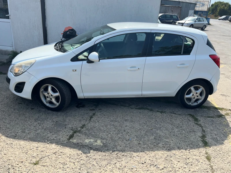 Opel Corsa, снимка 3 - Автомобили и джипове - 49332339