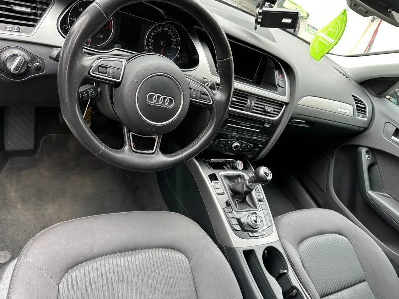 Audi A4 2.0 TDI 4x4, снимка 4 - Автомобили и джипове - 50008356