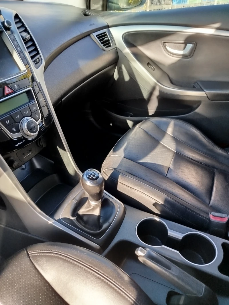 Hyundai I30, снимка 8 - Автомобили и джипове - 52527579