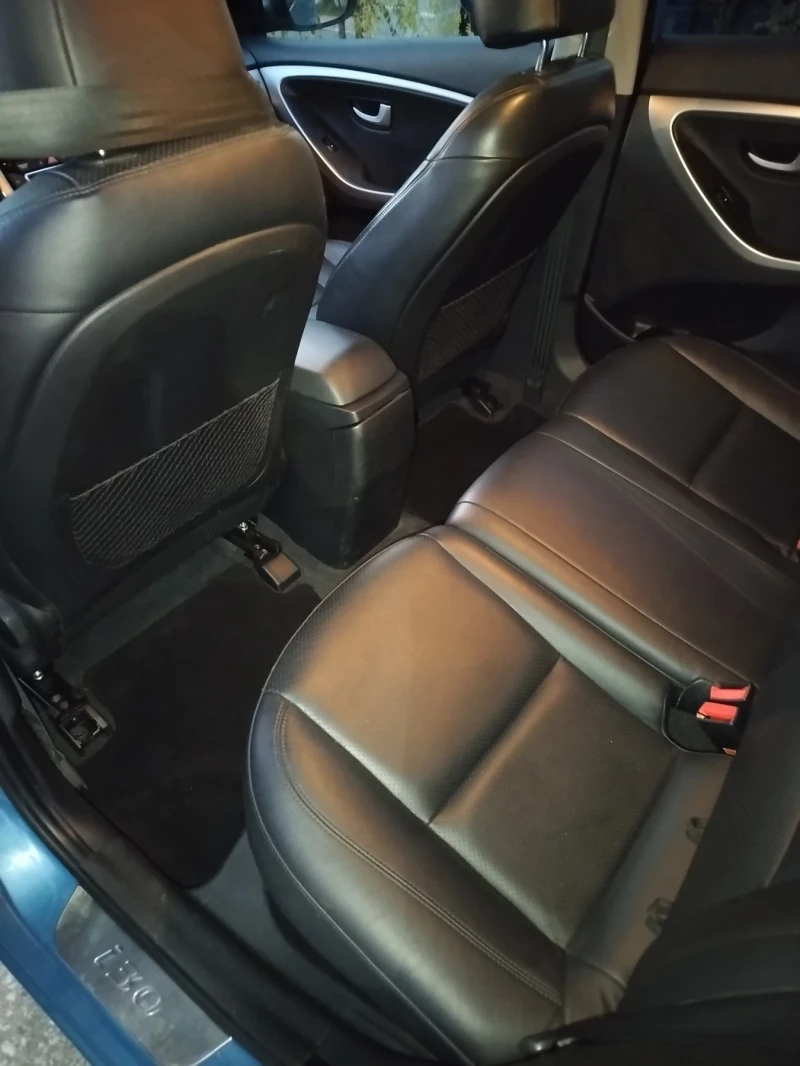 Hyundai I30, снимка 13 - Автомобили и джипове - 52527579