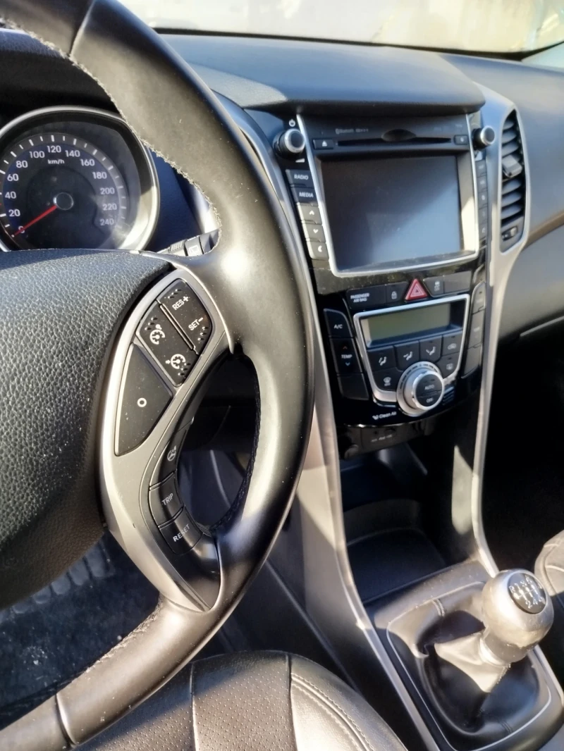 Hyundai I30, снимка 9 - Автомобили и джипове - 52527579