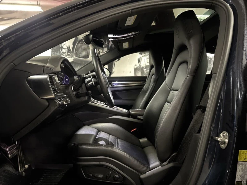 Porsche Panamera * 4* PLATINUM* EDITION* АвтоКредит* (ЦЕНА ДО БГ), снимка 9 - Автомобили и джипове - 52591005
