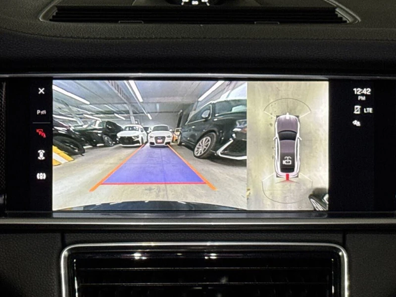 Porsche Panamera * 4* PLATINUM* EDITION* АвтоКредит* (ЦЕНА ДО БГ), снимка 14 - Автомобили и джипове - 52591005