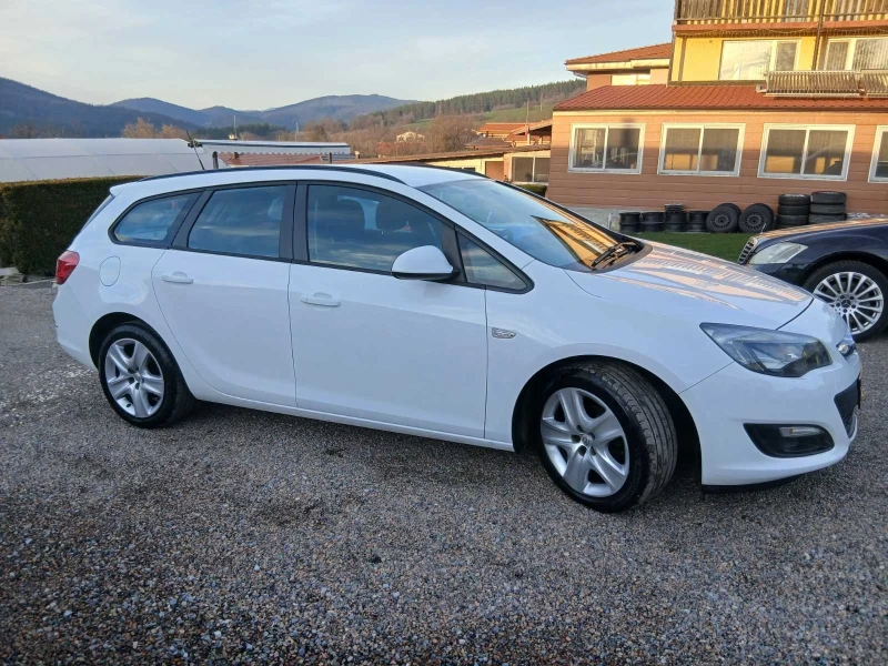 Opel Astra ST/1.3CDTI-95HP, снимка 8 - Автомобили и джипове - 52885174