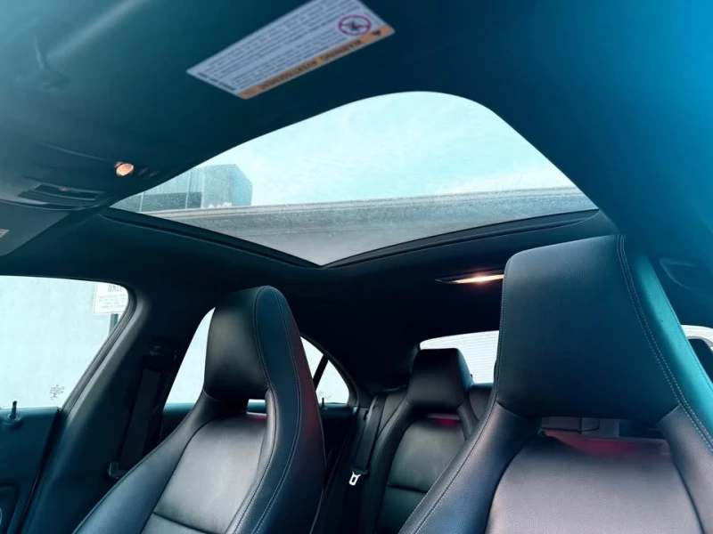 Mercedes-Benz CLA 250 AMG PACK * * CARFAX * * АВТОКРЕДИТ * * , снимка 10 - Автомобили и джипове - 53246143