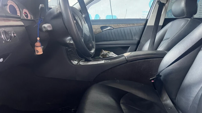 Mercedes-Benz E 270 177+ + + , снимка 12 - Автомобили и джипове - 53341276