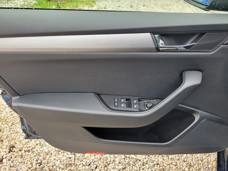 Skoda Superb 2.0 TDI 4X4 automatic , снимка 14 - Автомобили и джипове - 53561280