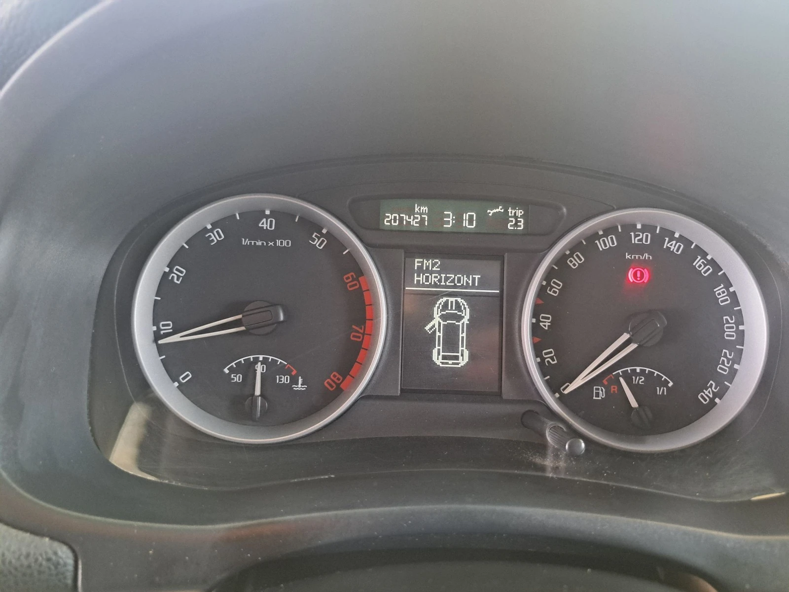 Skoda Roomster 1 4i16v 86ps.CNG ITALIA | Mobile.bg   13