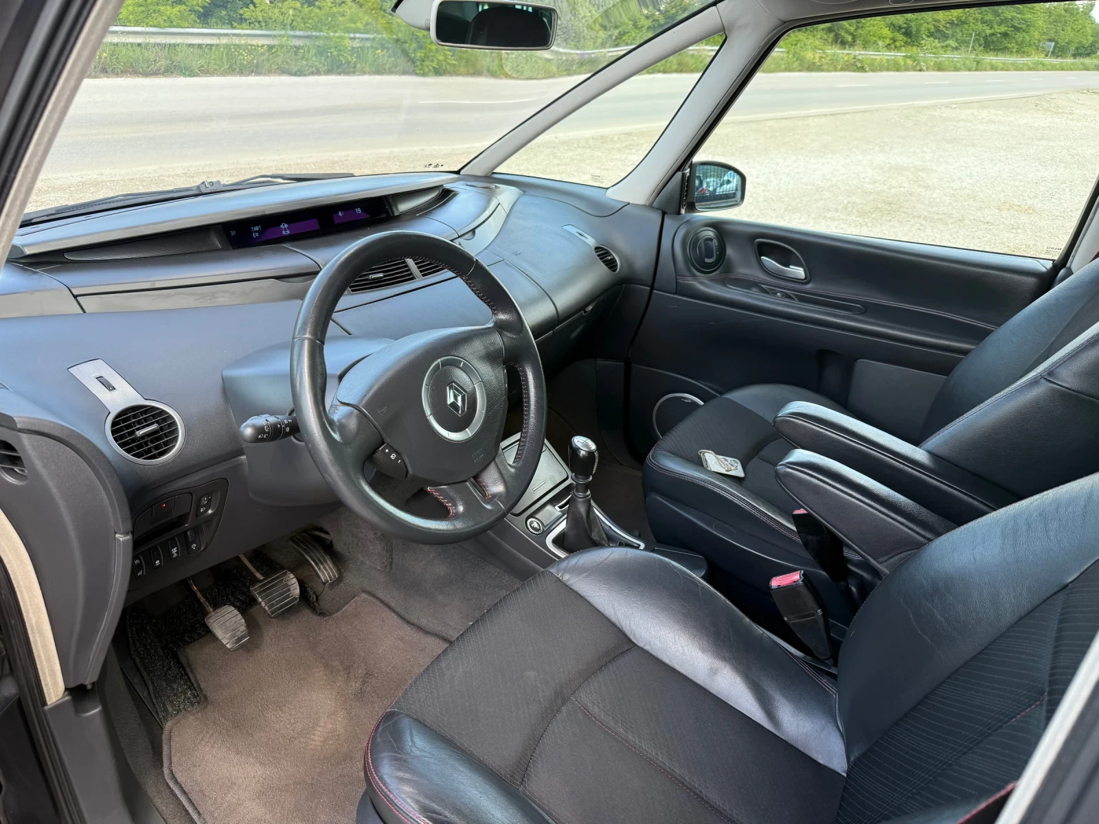 Renault Espace 2.0 DCI INITIALE - изображение 10