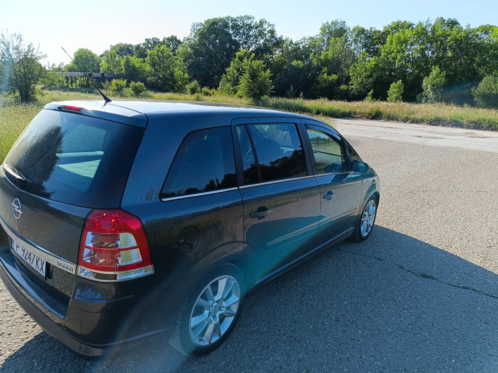 Opel Zafira  - изображение 3