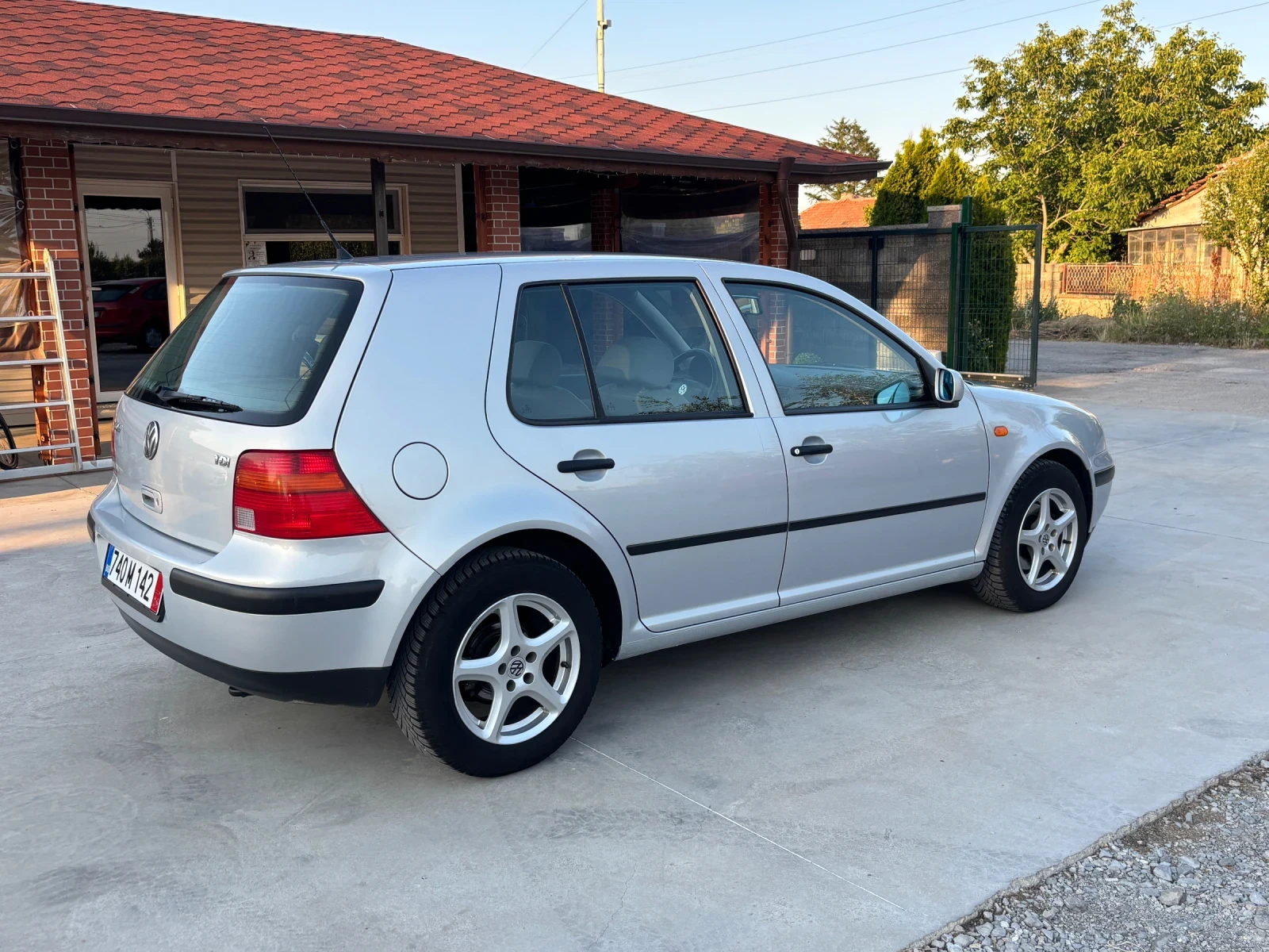 VW Golf 1.9-90 142000км!!!! - изображение 3