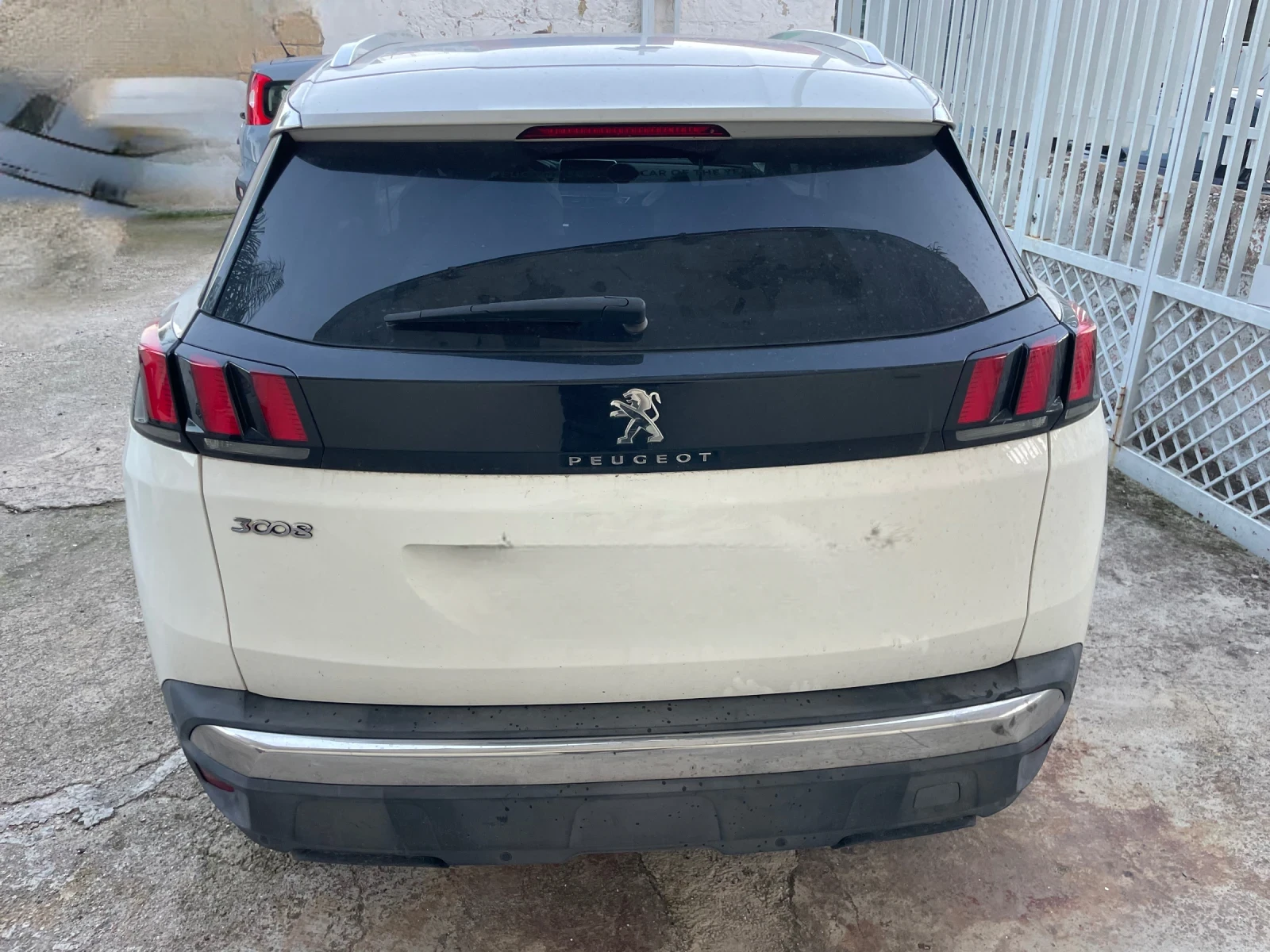 Peugeot 3008 BlueHDi 120 SeS EAT6 Allure EURO 6B | Mobile.bg   3