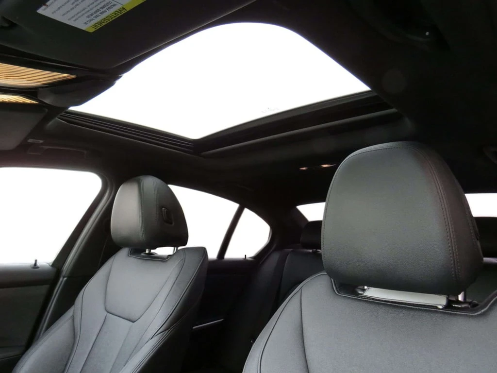 BMW 330 * xDrive * CARFAX * ��� ������������ ������ | Mobile.bg � ����������� 11