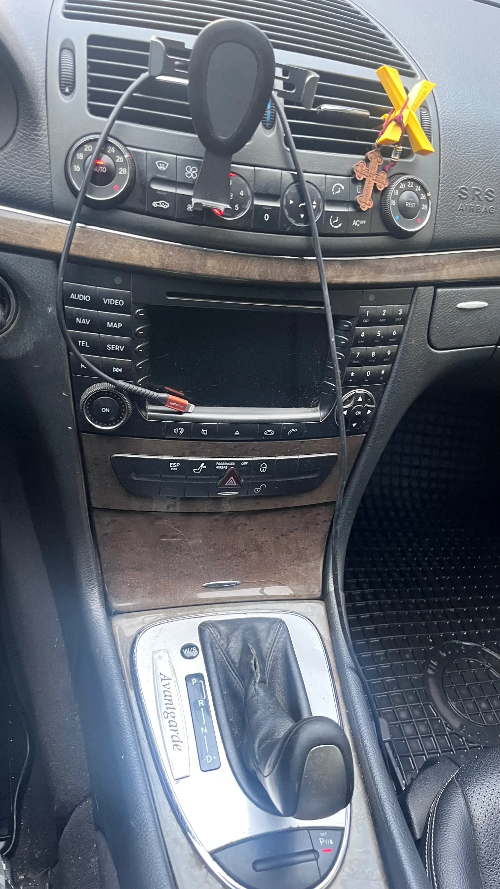 Mercedes-Benz E 270 177+ + +  | Mobile.bg � ����������� 9
