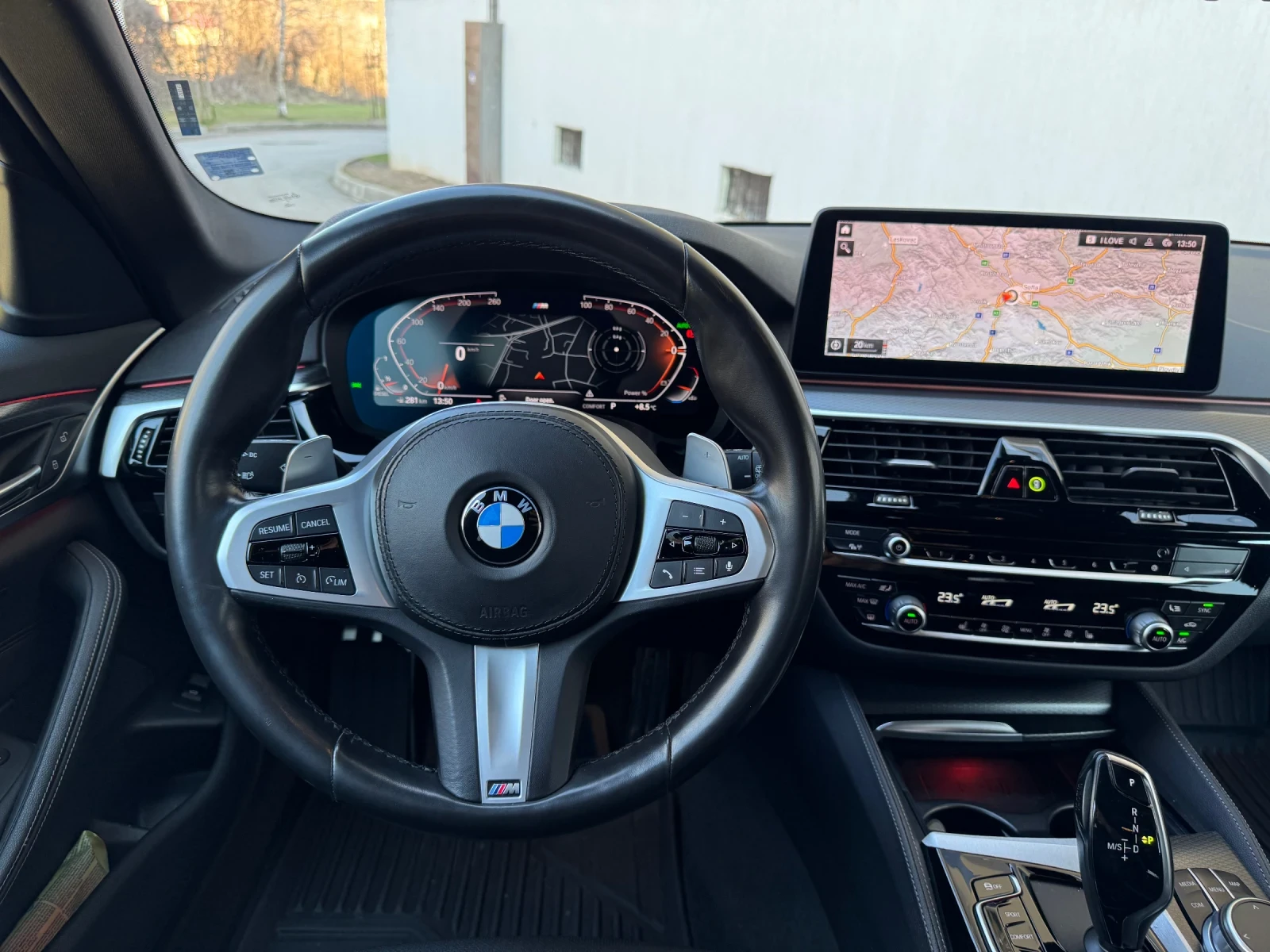 BMW 520 X-Drive FULL FULL, снимка 8 - Автомобили и джипове - 53724625