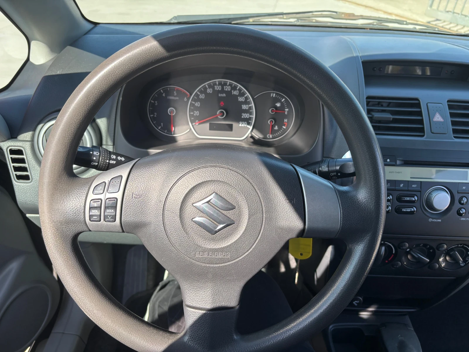 Suzuki SX4 1600, снимка 14 - Автомобили и джипове - 53767946