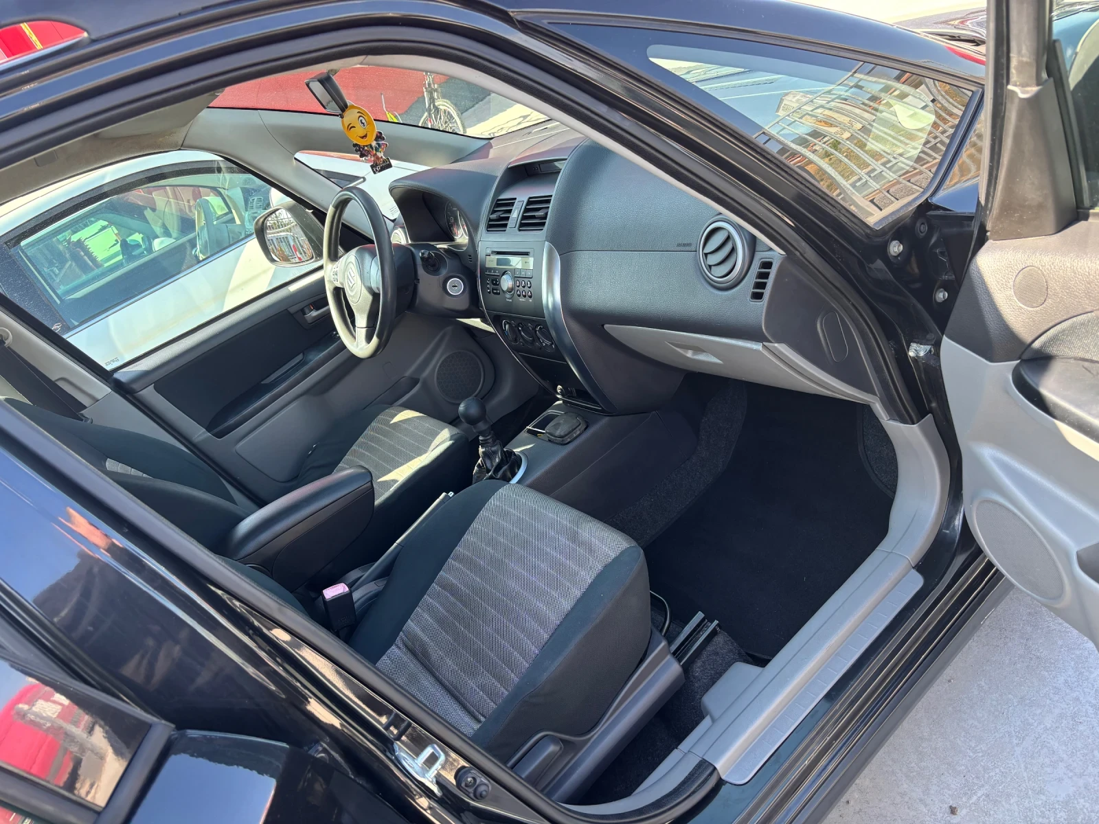 Suzuki SX4 1600 - изображение 6