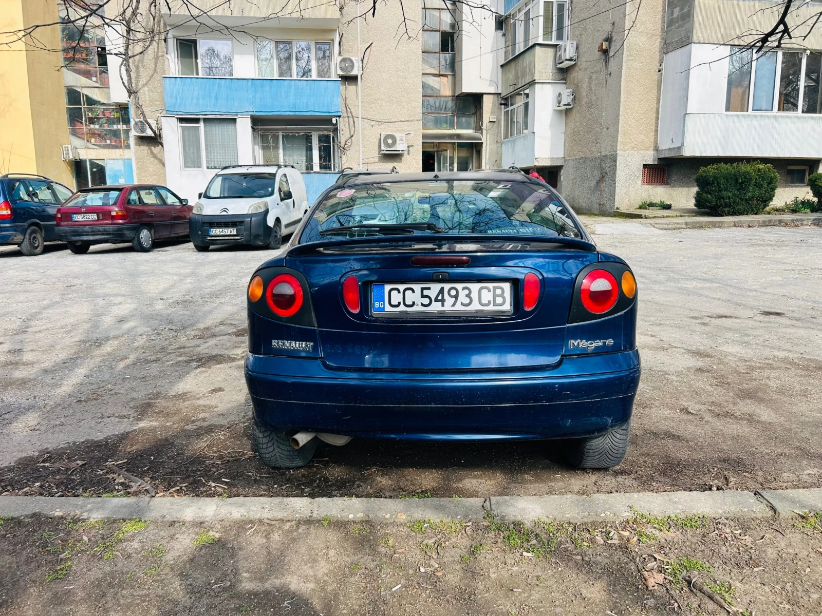 Renault Megane Coach, снимка 4 - Автомобили и джипове - 53964046