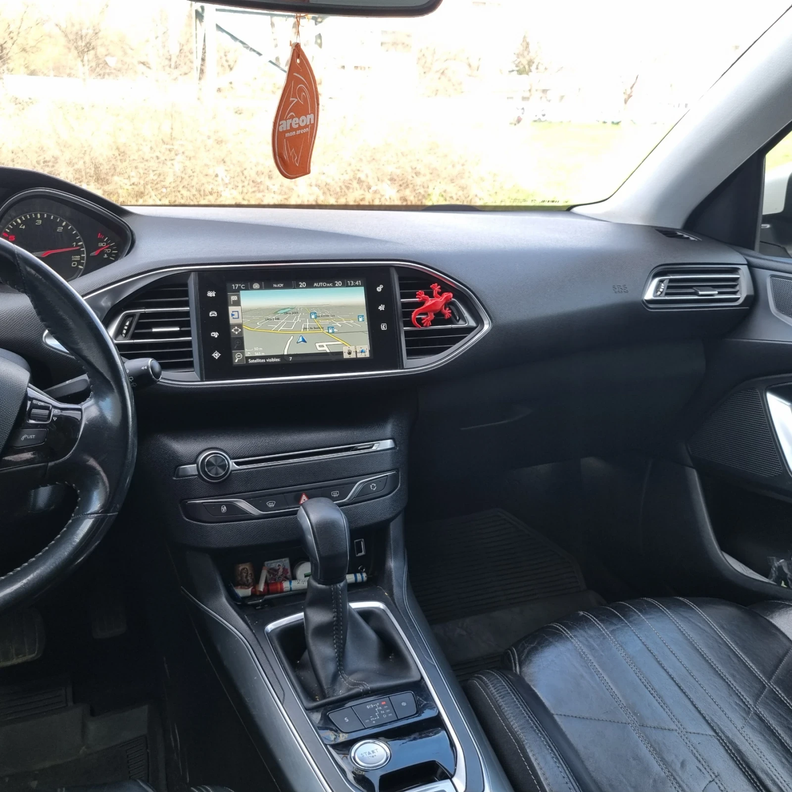 Peugeot 308 2.0 HDI 150 k.s ALLURE FULL LED, снимка 7 - Автомобили и джипове - 54158076