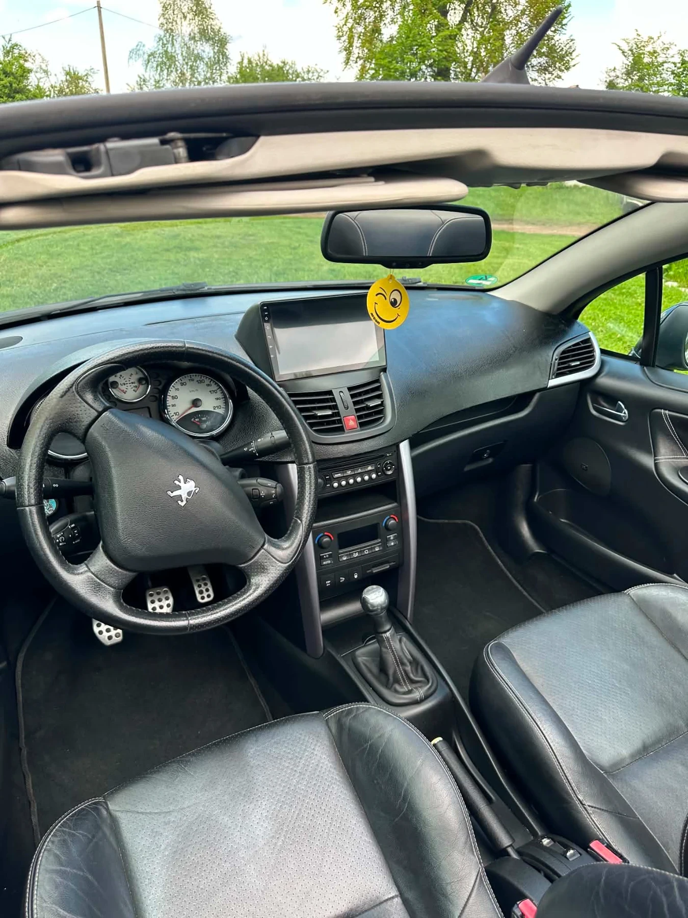 Peugeot 207, снимка 9 - Автомобили и джипове - 54698353