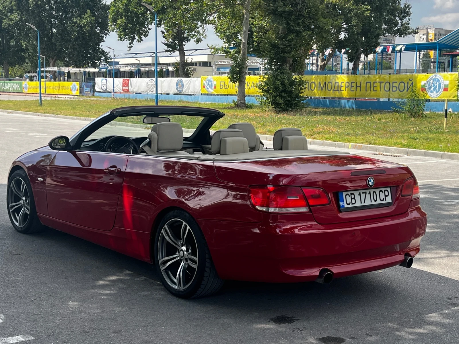 BMW 335 Twin Turbo, снимка 17 - Автомобили и джипове - 55126515