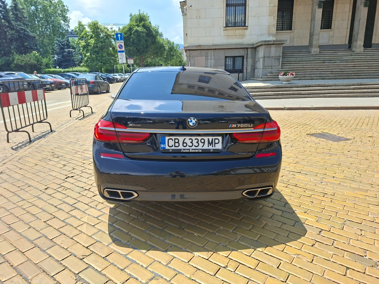 BMW 760, снимка 4 - Автомобили и джипове - 55010510