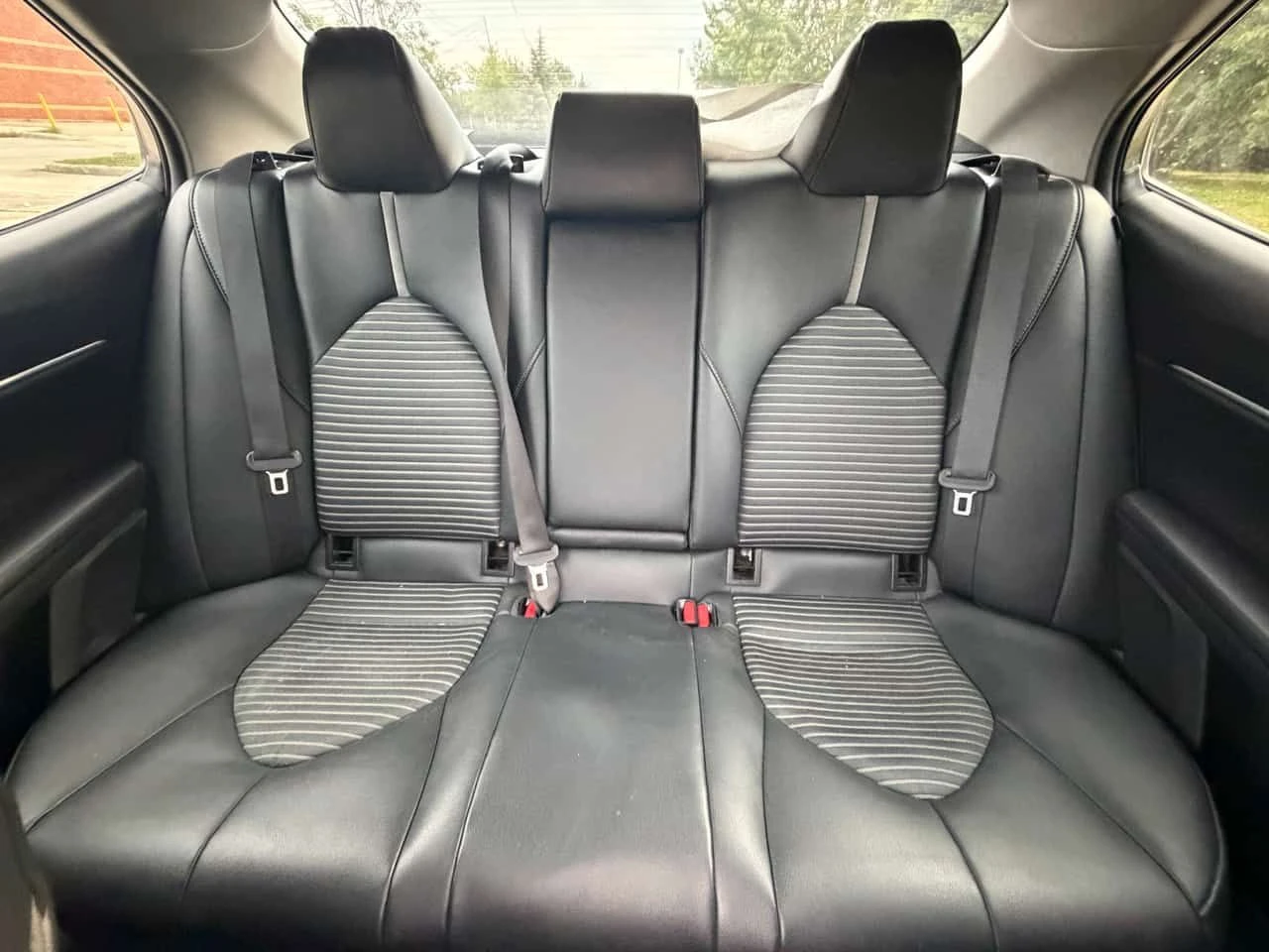 Toyota Camry * Hybrid * CARFAX * ПОДГРЕВ * KEYLESS * , снимка 16 - Автомобили и джипове - 55090502