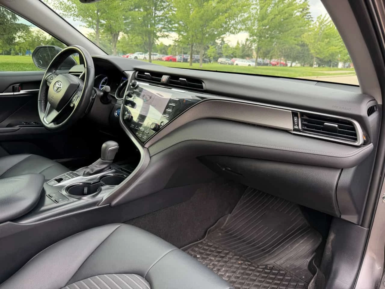 Toyota Camry * Hybrid * CARFAX * ПОДГРЕВ * KEYLESS * , снимка 14 - Автомобили и джипове - 55090502