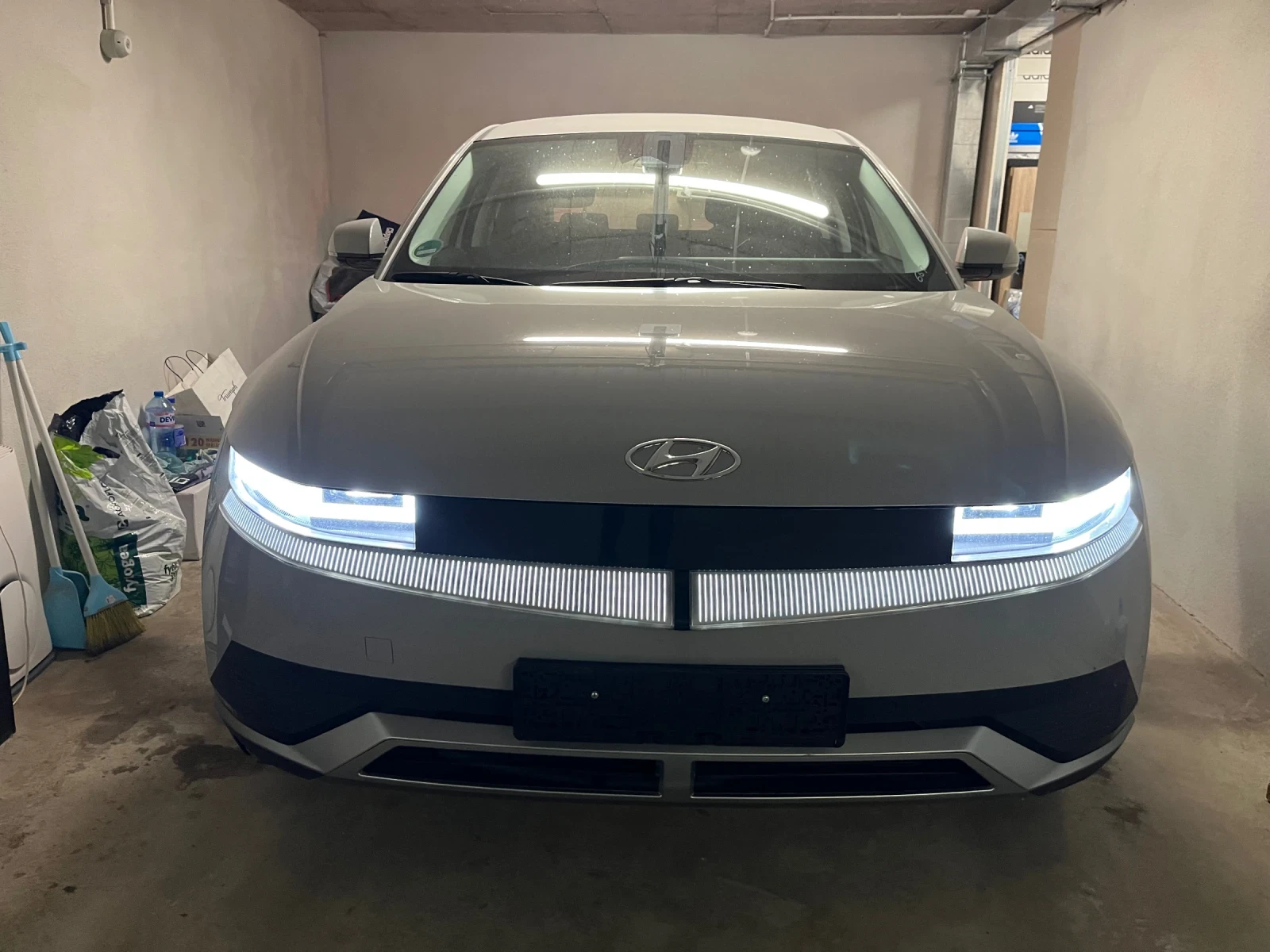 Hyundai Ioniq 5 Dynamiq, Гаранционен, Каско, снимка 2 - Автомобили и джипове - 55099692