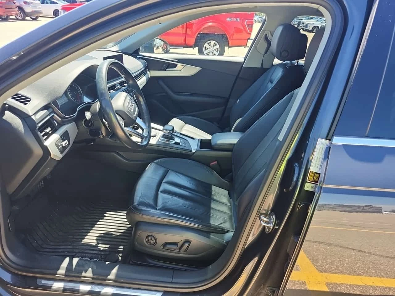 Audi A4 Allroad * PREMIUM * CARFAX * ОПЦИЯ ЗА ФИНАНСИРАНЕ, снимка 5 - Автомобили и джипове - 55193343