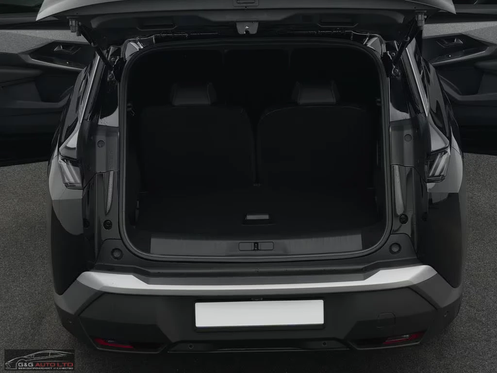 Peugeot 5008 PHEV/224HP/ALLURE/DSC7/360/LED/KLESS/CPLAY/535q, снимка 13 - Автомобили и джипове - 55430489
