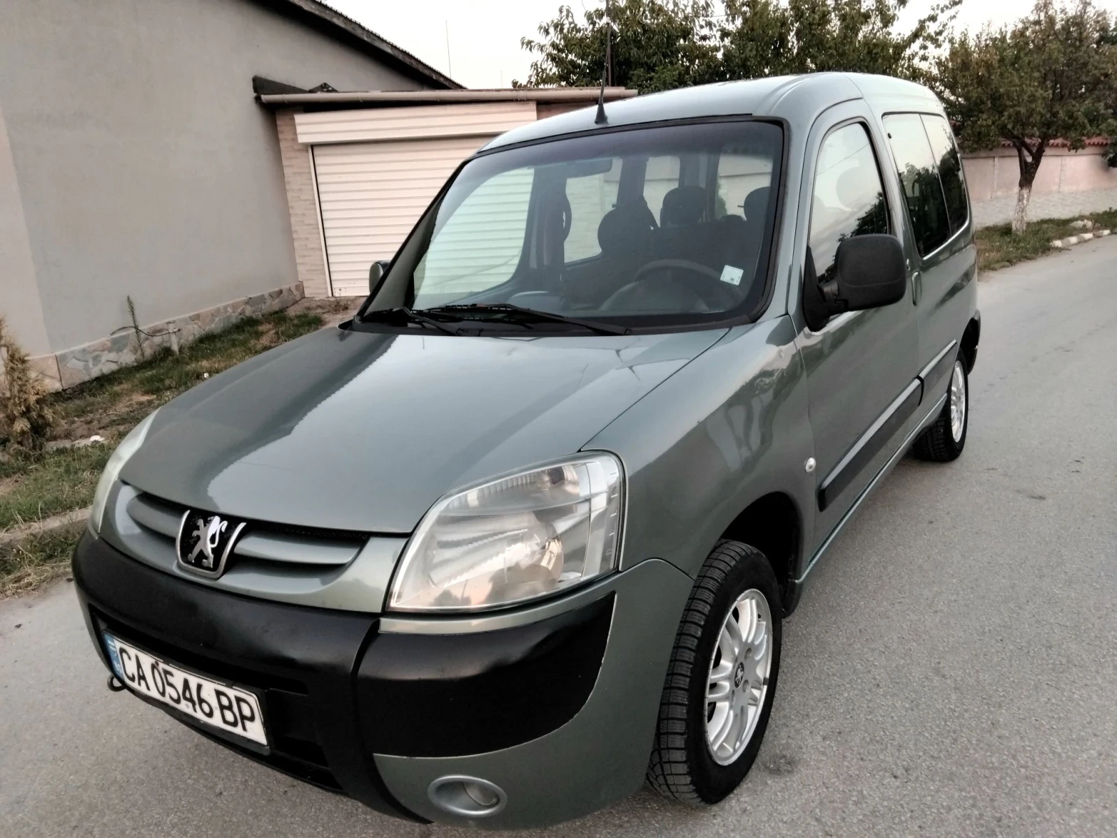Peugeot Partner 1.9.68к+ КЛИМА 2006г , снимка 2 - Автомобили и джипове - 55598900