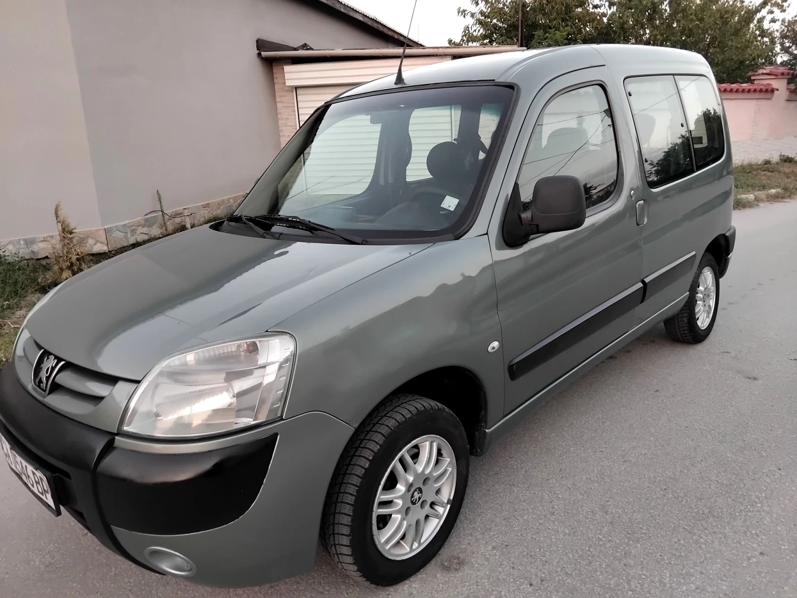 Peugeot Partner 1.9.68к+ КЛИМА 2006г , снимка 9 - Автомобили и джипове - 55598900