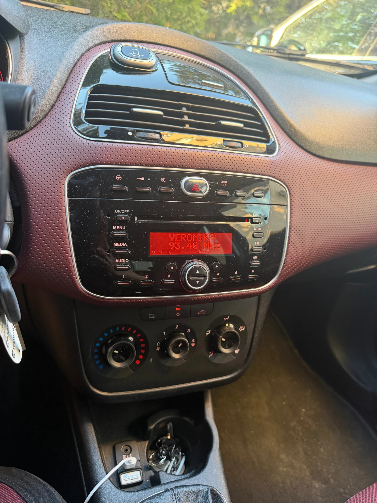 Fiat Punto, снимка 6 - Автомобили и джипове - 55710151