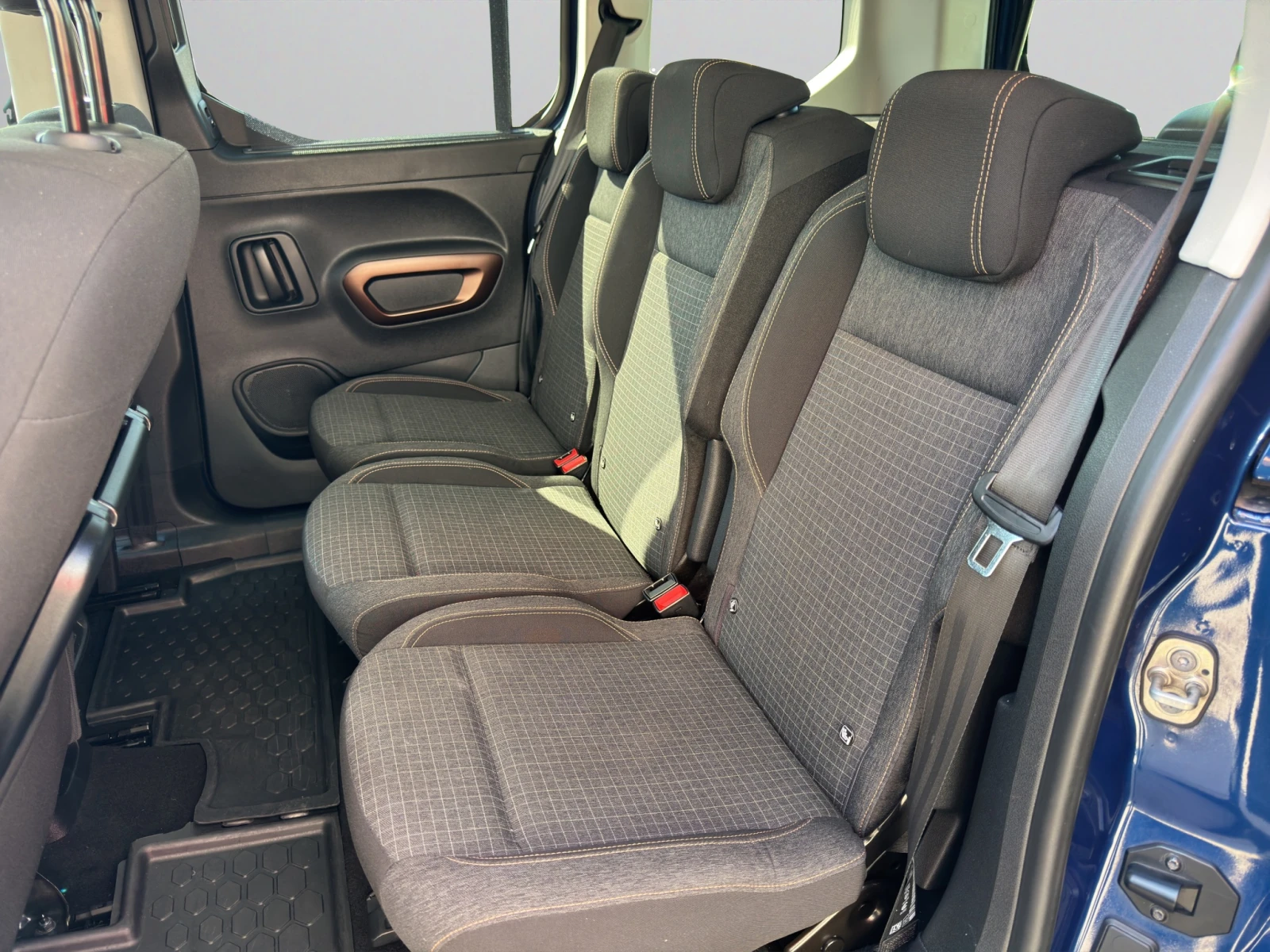 Peugeot Rifter MPV Standard GT Line 1.5 BlueHDI 130 EAT8 STT E6.2, снимка 9 - Автомобили и джипове - 56008282