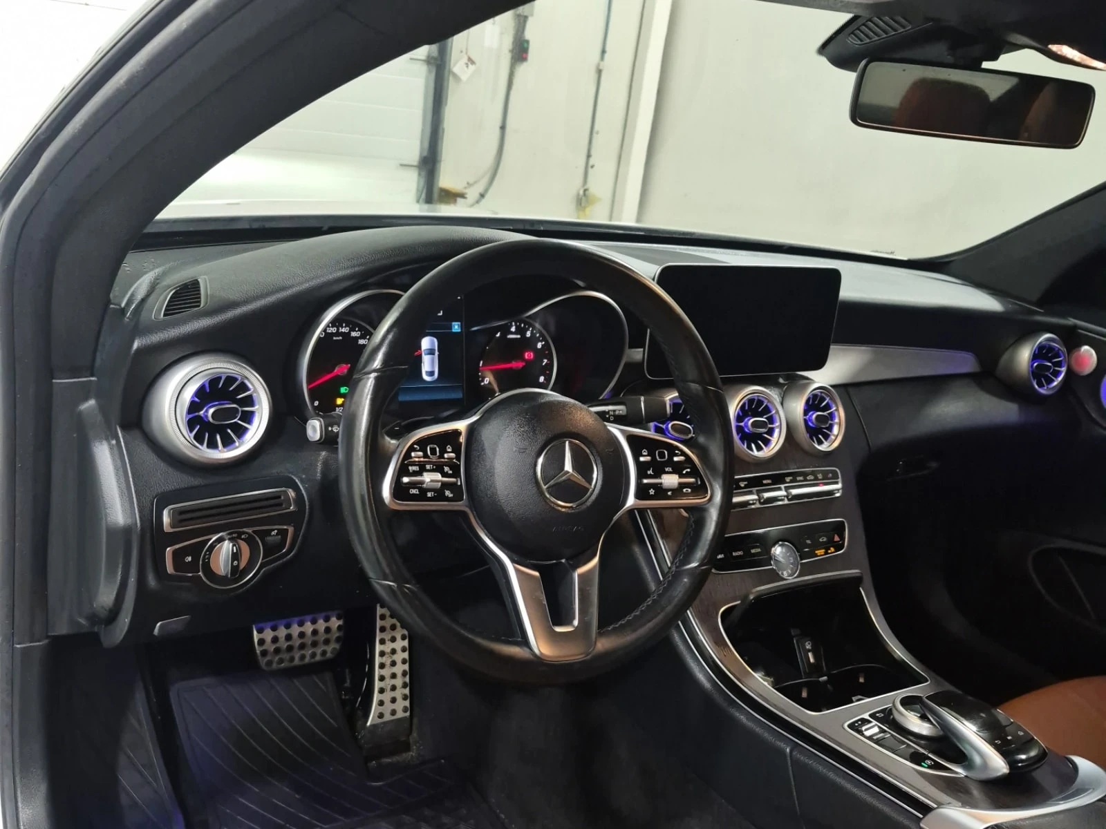 Mercedes-Benz C 300 * CARFAX * АВТОКРЕДИТ* , снимка 10 - Автомобили и джипове - 56082848