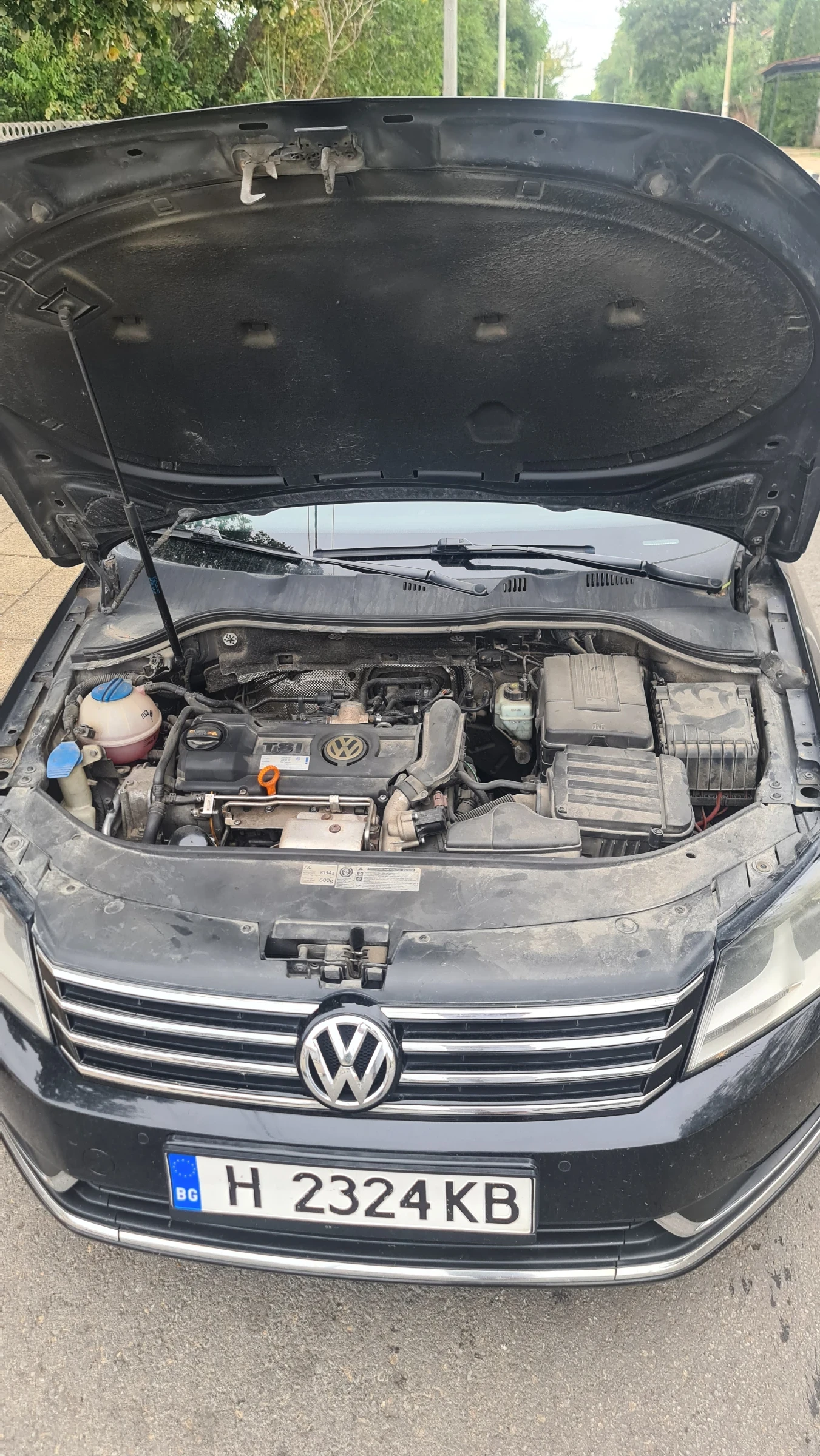VW Passat, снимка 2 - Автомобили и джипове - 56714191
